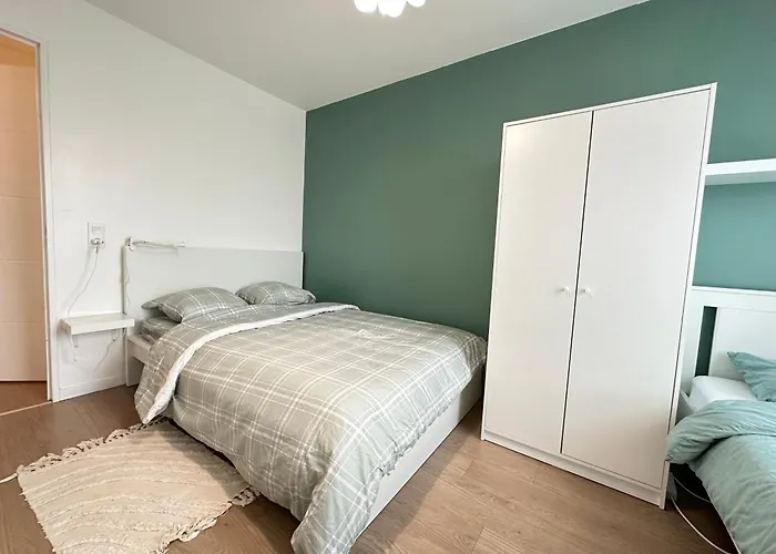 Agreable 3 Pieces Avec Parking Proche Gare Et Paris By Immo Kit Bnb