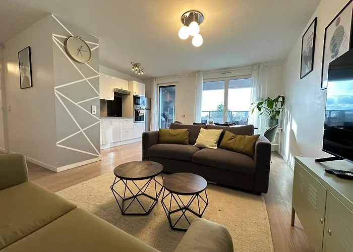 Agreable 3 Pieces Avec Parking Proche Gare Et Paris By Immo Kit Bnb