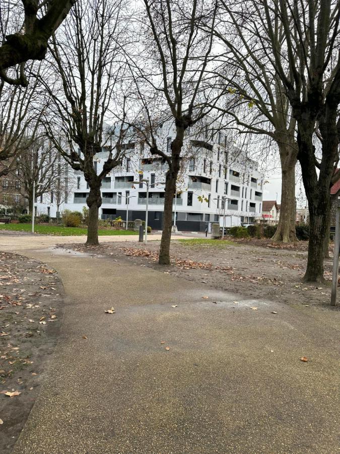 Agreable 3 Pieces Avec Parking Proche Gare Et Paris By Immo Kit
