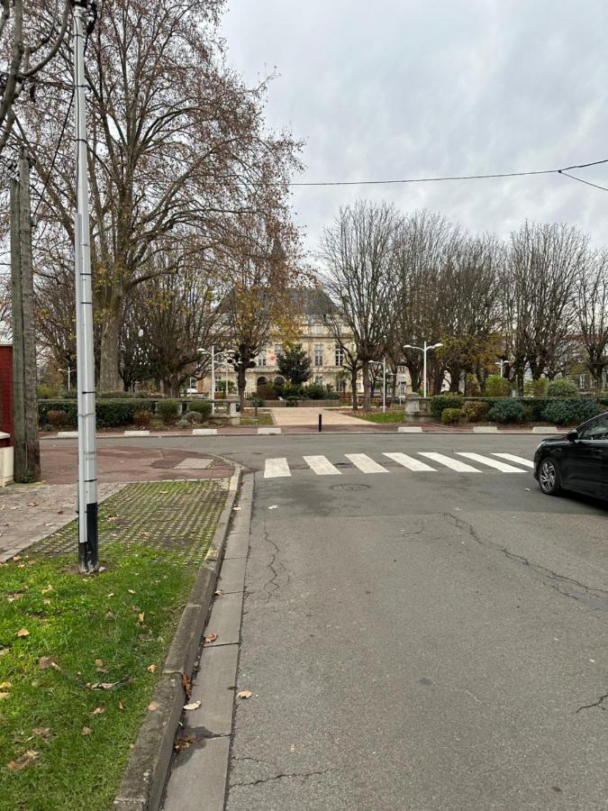 Apartment Agreable 3 Pieces Avec Parking Proche Gare Et Paris By Immo Kit La Courneuve